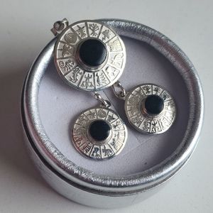 950 Sterling Peruvian Nazca Lines Sunstone Set